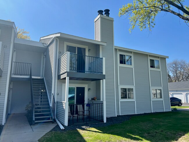 Foto del edificio - 1720 Pleasant St
