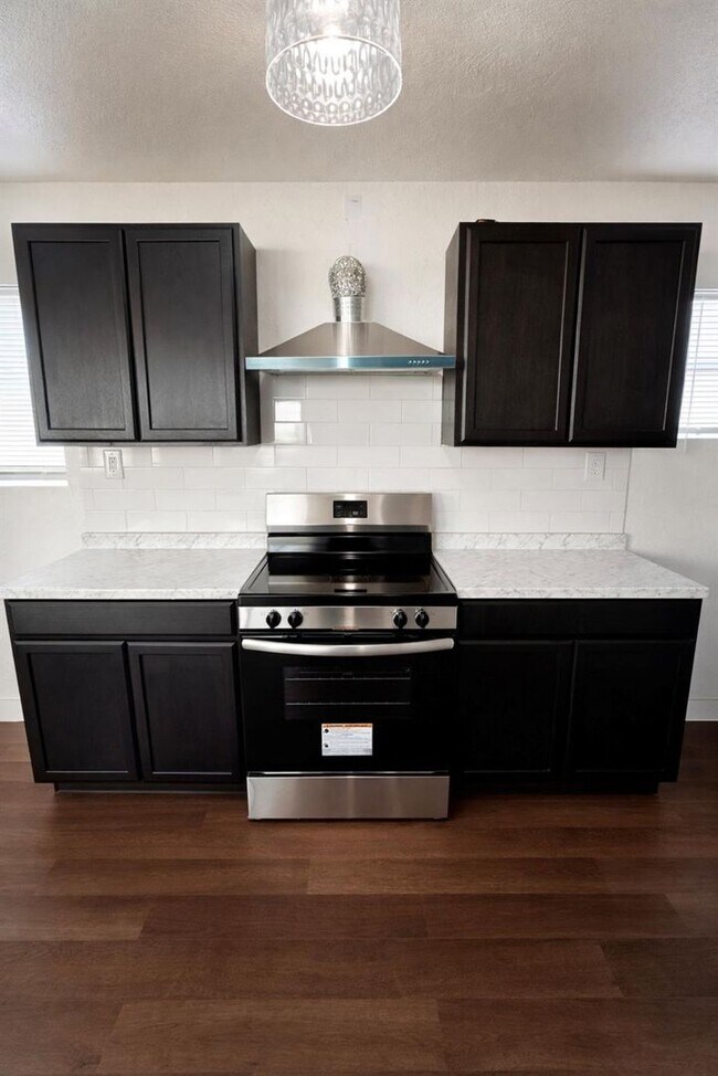 Foto del edificio - Adorable and fully remodeled 3 bedroom home!