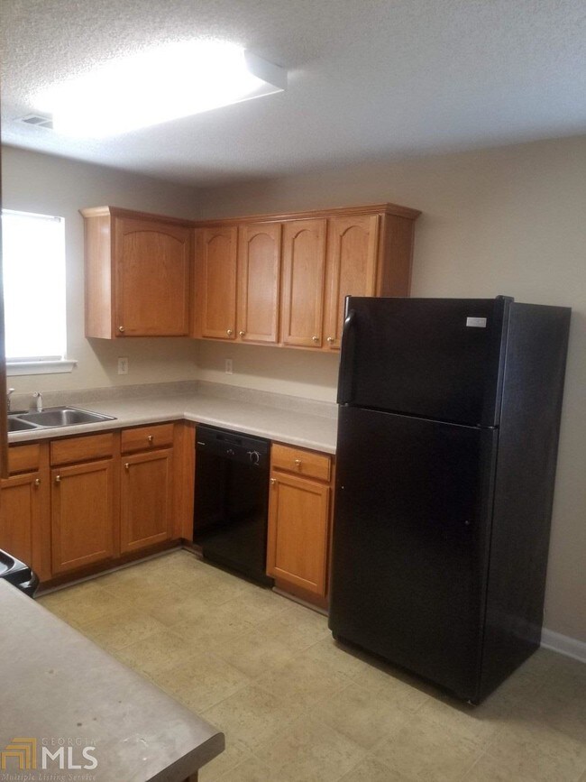 Building Photo - 11919 Quail Rd