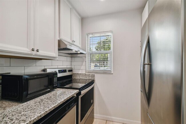 Foto del edificio - 4507 S Oak Dr