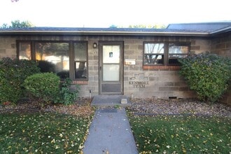 Building Photo - 8 N Palouse St