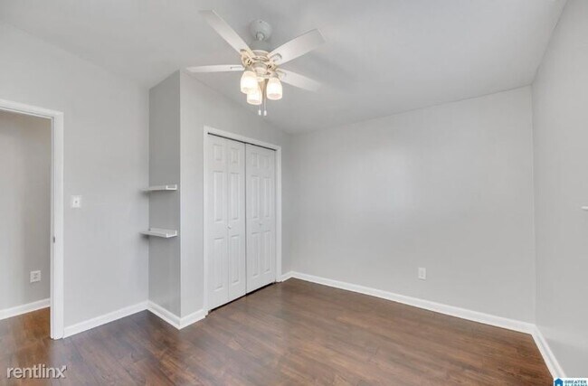 Foto del edificio - 3 br, 2 bath House - 725 S Sanders Rd