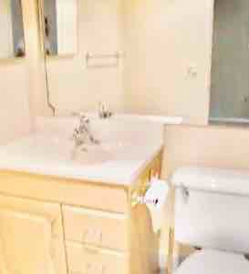 Foto del edificio - 219 Fanshaw F