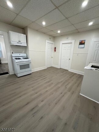 Building Photo - 109-111 Turner St