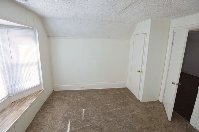 Foto del edificio - 1027 Fulton St E