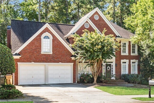 Building Photo - 2046 Kinsmon Dr