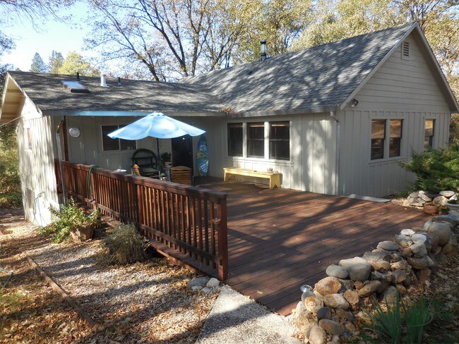 Foto del edificio - 16055 Mount Olive Rd