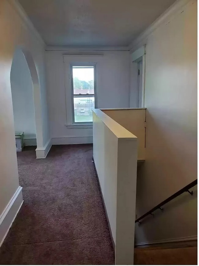 Building Photo - 621 Morgan Ave N