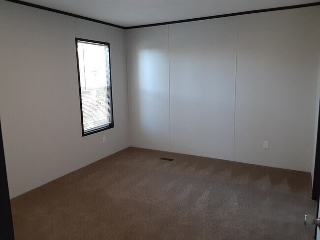 Foto del edificio - Brand New 3 Bedroom 2 Bath Manufactured Home