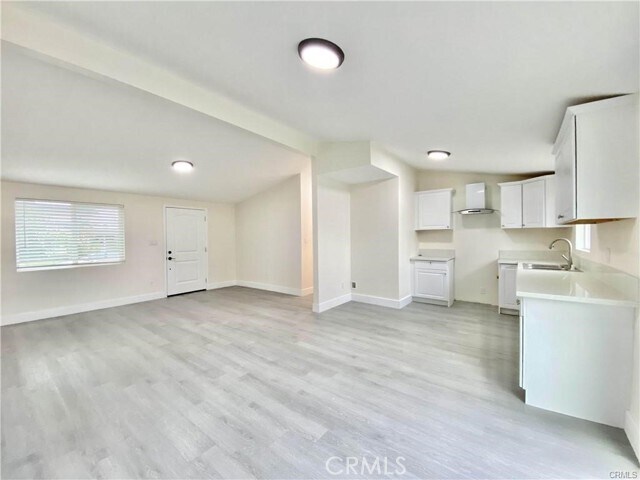 Foto del edificio - 20735 Roseton Ave