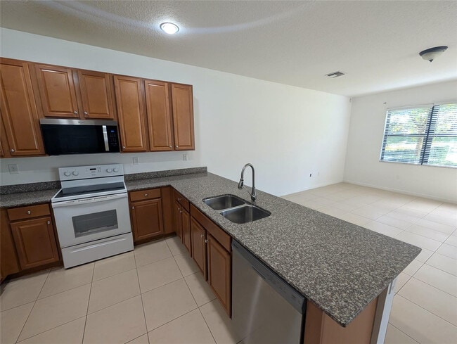 Foto del edificio - 19117 NE 8th Ct