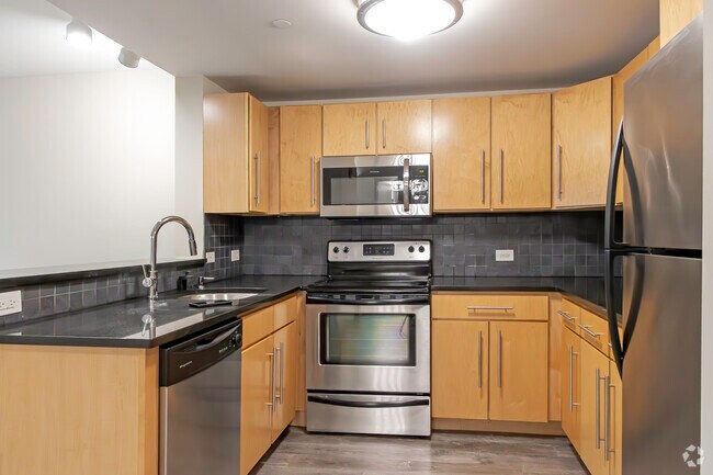 1 habitación, 1 baño -Cocina - Main Street Lofts Yonkers LLC