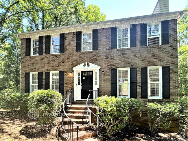 Building Photo - 195 Farm Hill Cir