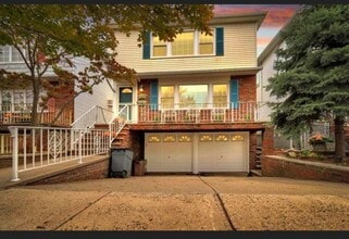 Building Photo - 7 Country Village Ct