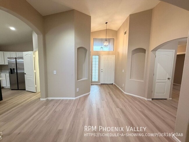 Building Photo - 5351 N Rattler Ct