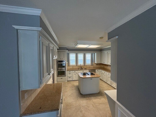 Foto del edificio - 1719 Galleon Oaks Dr