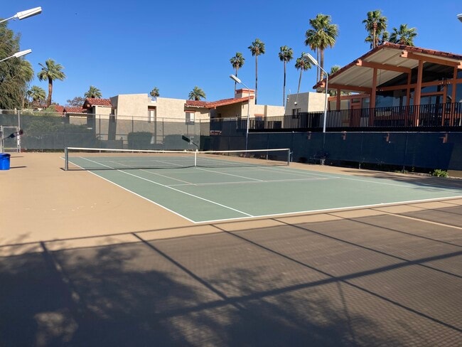 Foto del edificio - 1407 N Sunrise Way