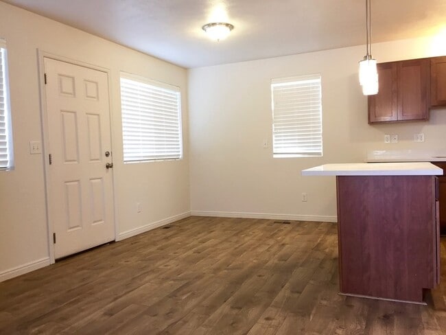 Photo - 743 S Roberta St (Salt Lake City, UT) Apartment