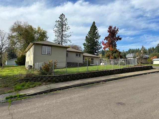 Foto del edificio - 149 NE 5thAve