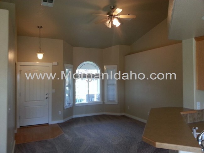 Building Photo - 3-car garage bonus room vaulted ceiling