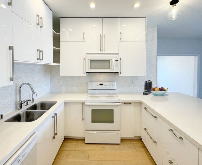 Cocina - 900 Euclid St