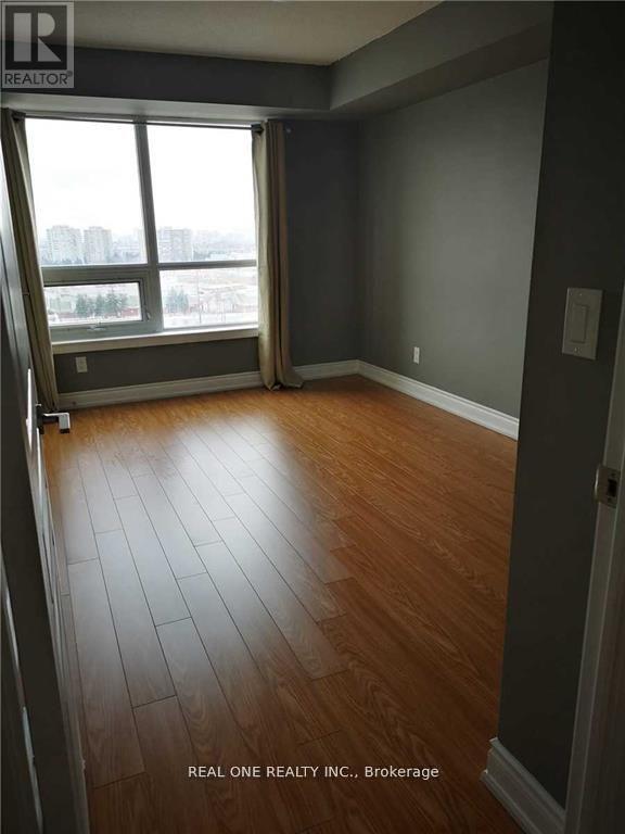 Photo du bâtiment - 7-1207 N Park Rd