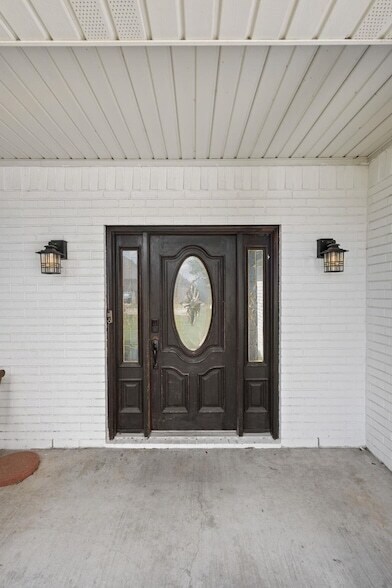 Foto del edificio - 685 Winchester Dr