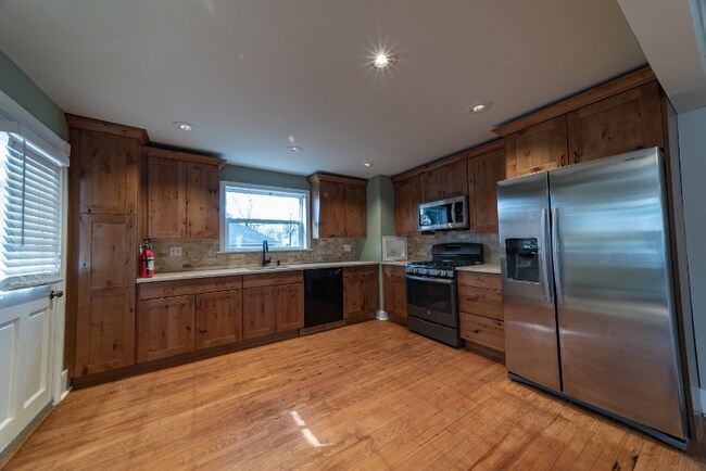 Foto del edificio - 56 Greenwood Ave