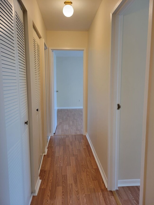 Foto del edificio - Amenity Filled Complex - Delaire Landing
