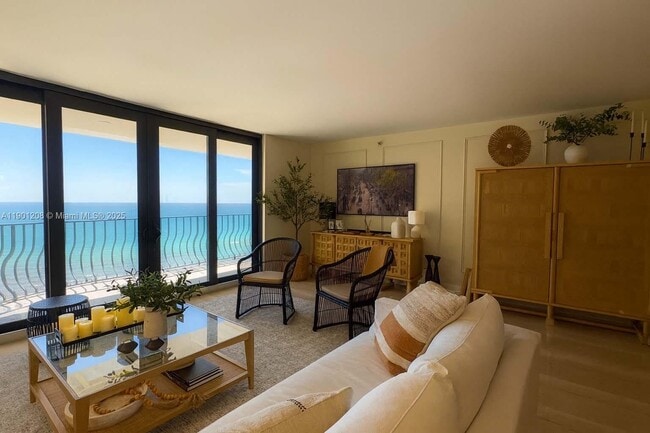 Foto del edificio - 8877 Collins Ave
