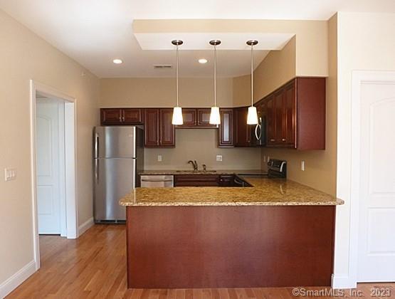 Building Photo - 390 Boston Neck Rd