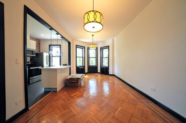 Foto del edificio - 60-64 Palmetto St