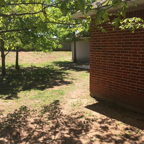 Building Photo - 106 Water Oak Ln