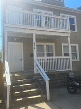 Building Photo - 854 Niagara St