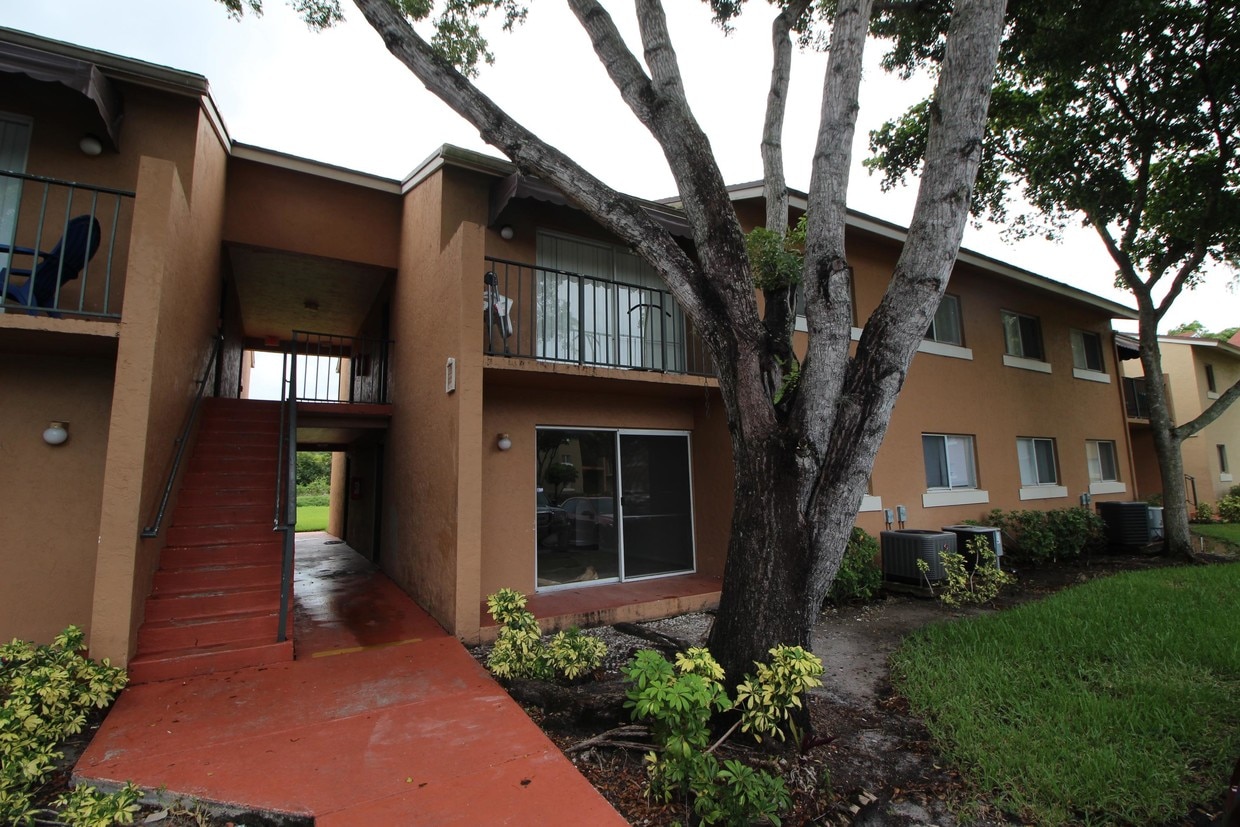 1179 Benoist Farms Road 108 - 1179  Benoist Farms Road 108