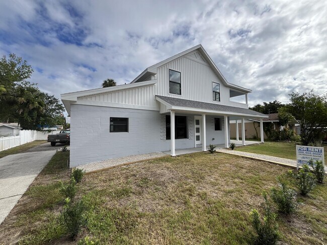 Foto del edificio - 119 Dixwood Ave