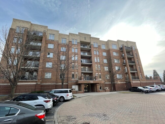 Foto del edificio - 655 Perrie Dr