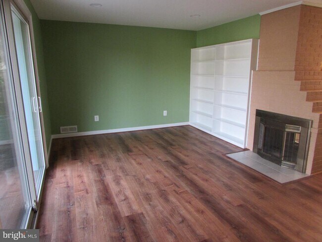 Foto del edificio - 7305 Charlotte St