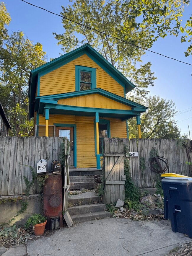 Building Photo - 1541 Madison Ave