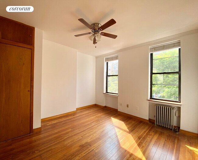Foto del edificio - 436 Bleecker St