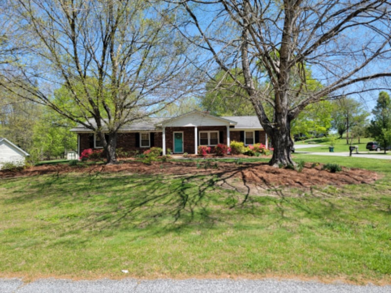 Primary Photo - 1145 Quail Hollow Rd