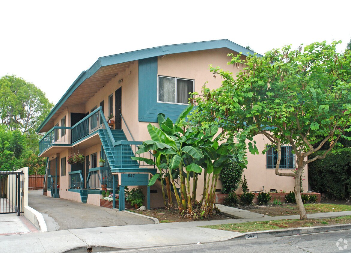 847 Westbourne Dr, West Hollywood, CA 90069 Apartments in West