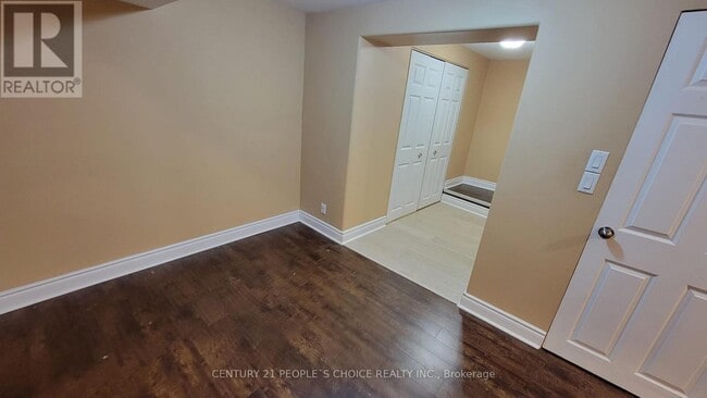Building Photo - 1402 Fisher Ave
