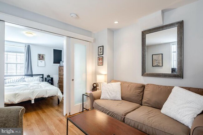 Foto del edificio - 1320 Pine St