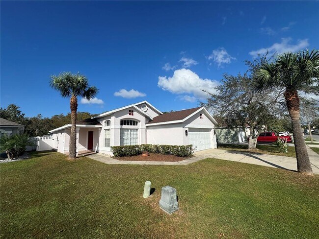 Foto del edificio - 1718 Bridgeview Cir