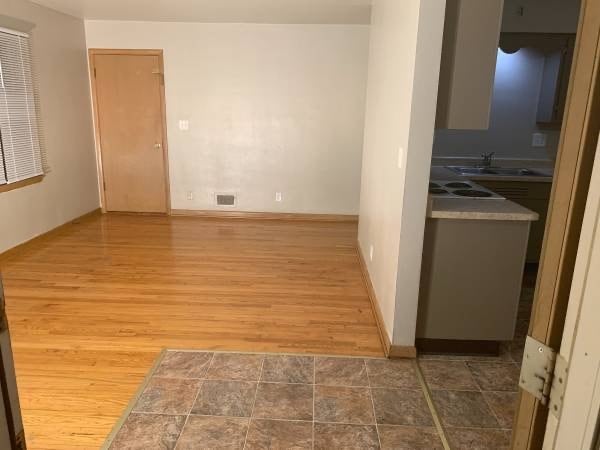 Building Photo - 4214 Eastridge Dr