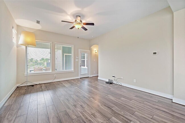 Building Photo - 16803 Osprey Bend Dr