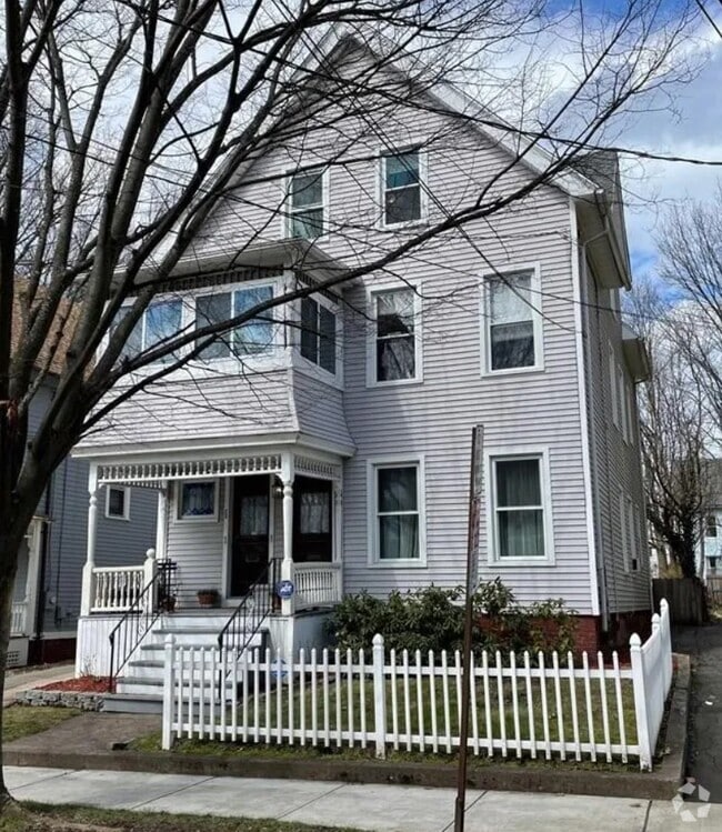 Building Photo - 23 Woodland St