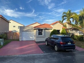 Building Photo - 16055 SW 112th Terrace