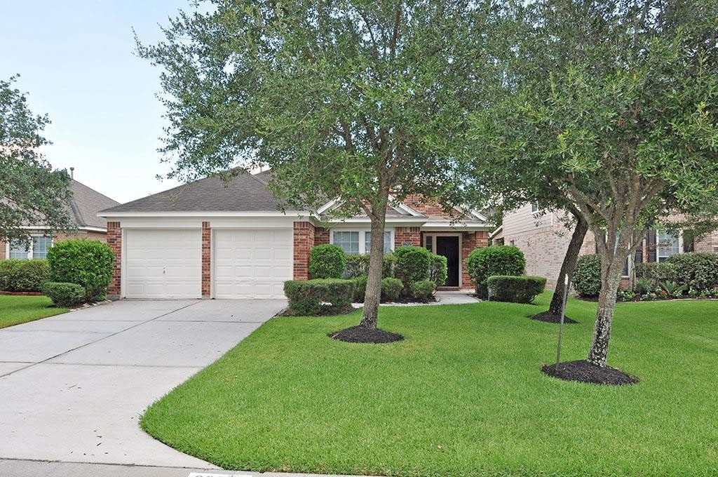 Primary Photo - 22852 Lantern Hills Dr